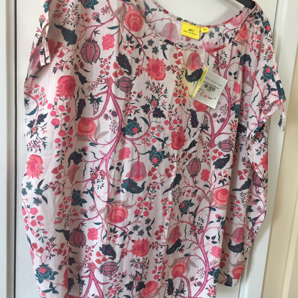 Cute Roberta Roller Rabbit Floral Grazie Top Shirt - Picture 6 of 8
